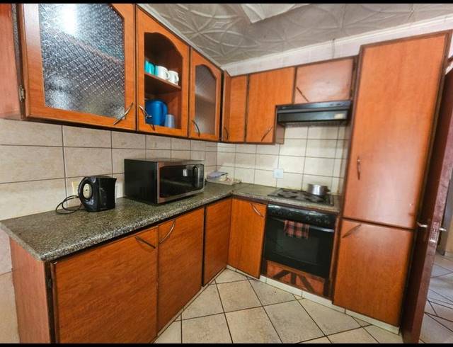 3 BEDROOM HOUSE FOR SALE IN SIBASA